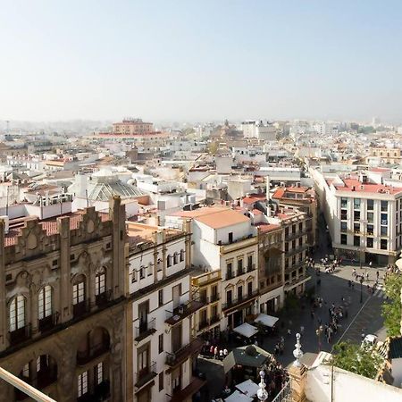 Duplex Center Parking Netflix Amazon Video Apartment Sevilla Bagian luar foto