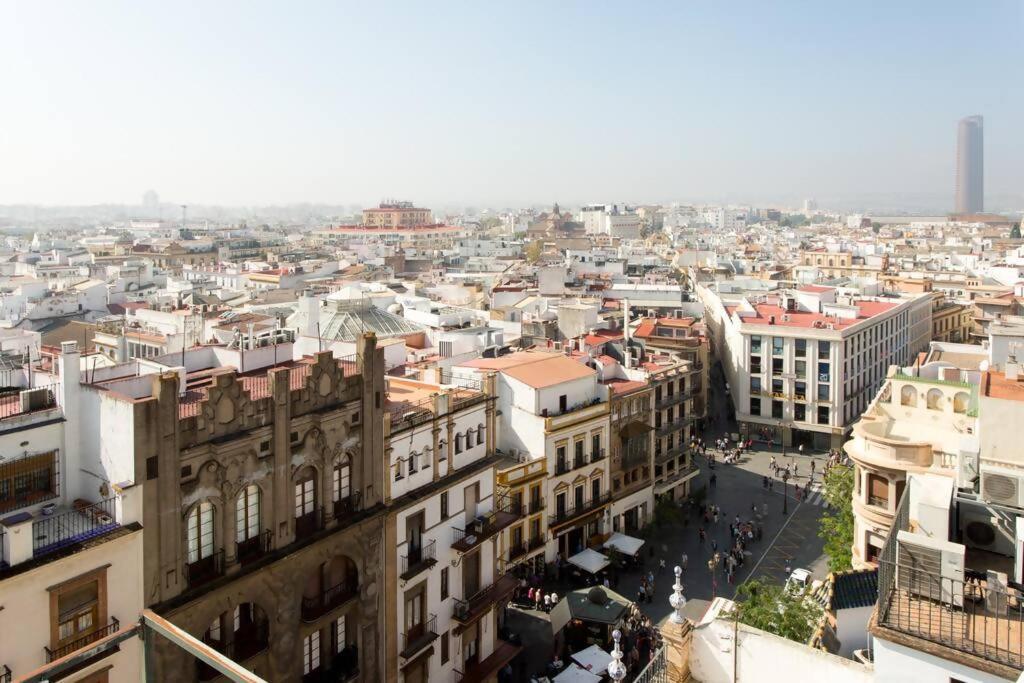 Duplex Center Parking Netflix Amazon Video Apartment Sevilla Bagian luar foto