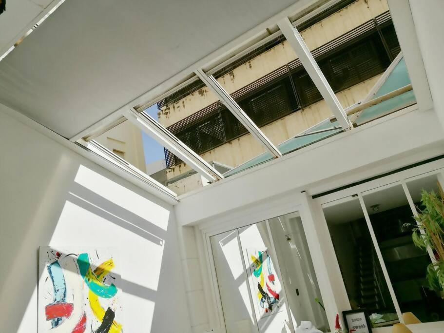 Duplex Center Parking Netflix Amazon Video Apartment Sevilla Bagian luar foto